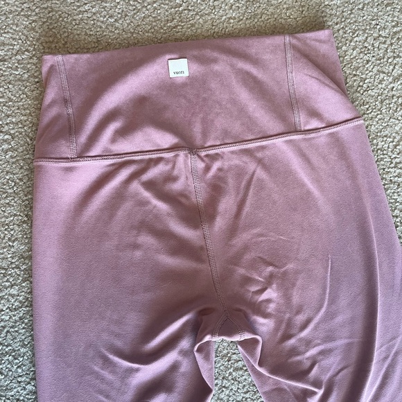 Vuori Washed Studio Leggings - Picture 8 of 11